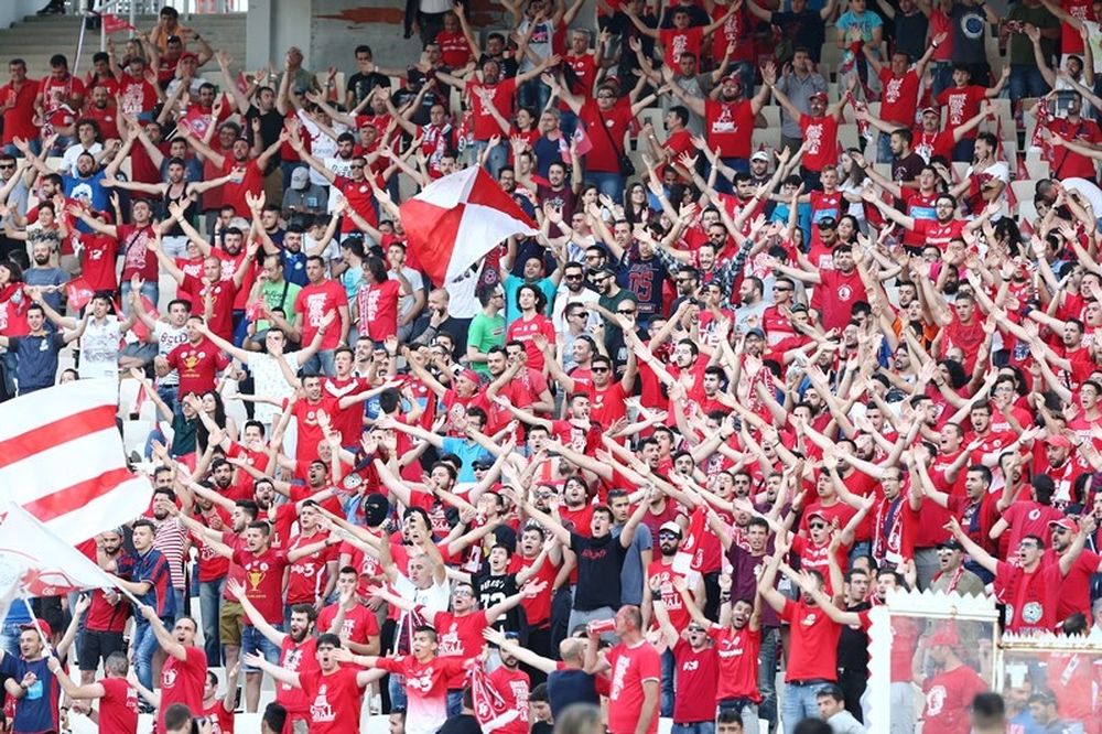  «Τρέλα» για τα διαρκείας του Ολυμπιακού!