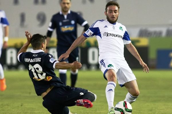 Πιάνει... Πλατεία και ο Ντίνας!