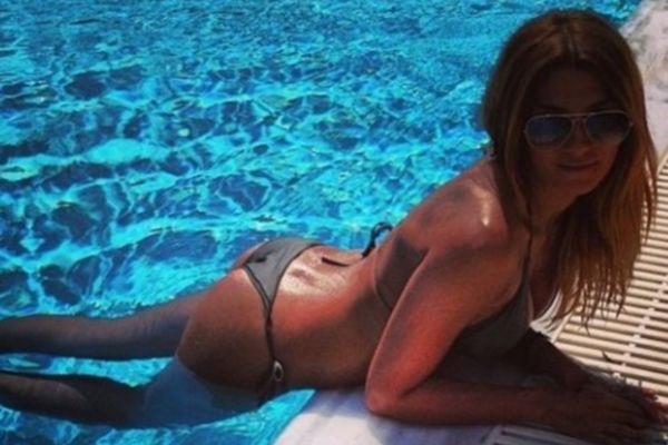 Έδωσε πόνο στην πισίνα η Αγγελική Ηλιάδη! (photos)