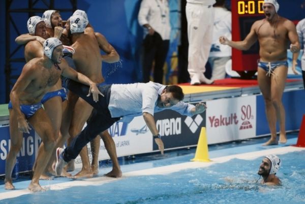 Ολυμπιακός: «Ερυθρόλευκα» συγχαρητήρια στην Εθνική του πόλο