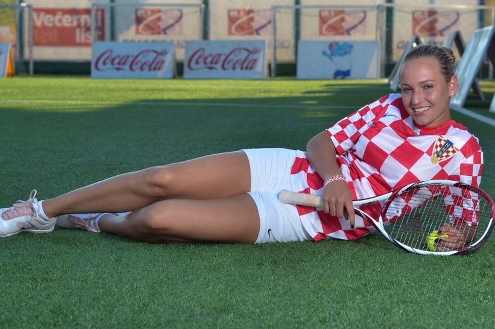 Ντόνα Βέκιτς: Η... πέτρα του σκανδάλου! (photos)