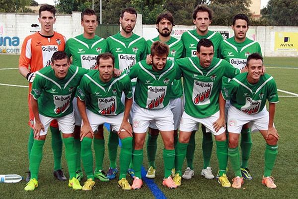 Η Γκιχέλο παρουσίασε τη χειρότερη φανέλα ever! (photos)