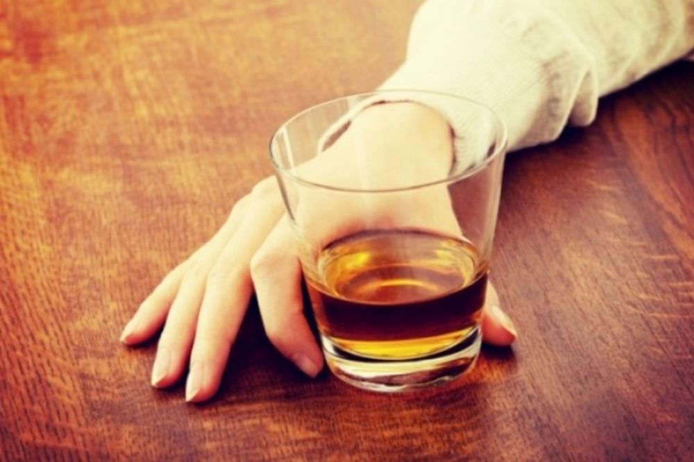 Σε πόσο χρόνο φεύγει το αλκοόλ από το σώμα