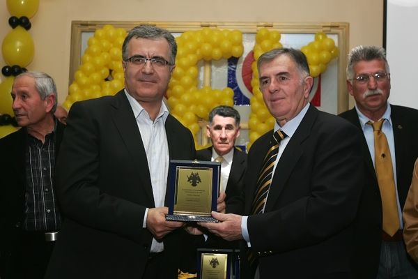 Τραγική η Super League! Δεν άφησε την ΑΕΚ να τιμήσει τη μνήμη του Γ. Ξενάκη!