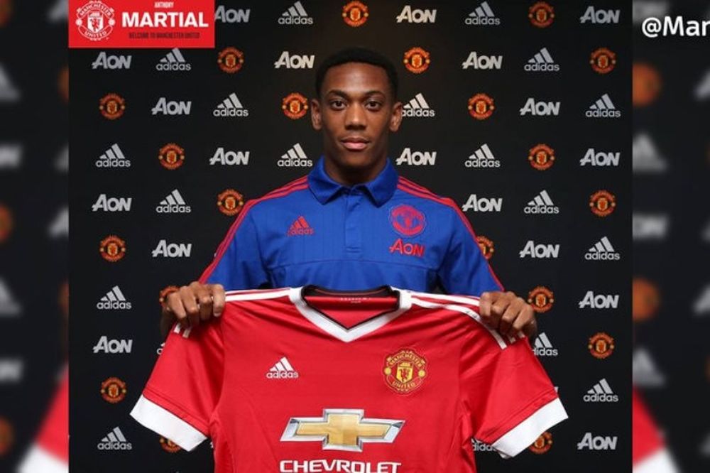 «Κόκκινος διάβολος» ο Μαρσιάλ