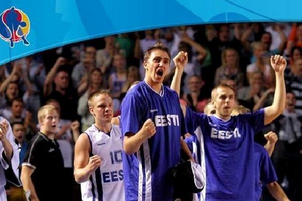 Ευρωμπάσκετ: Με βάρκα την... ελπίδα η Εσθονία