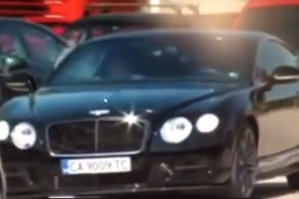 Η τρομερή Bentley του Μπερμπάτοφ! (photos)