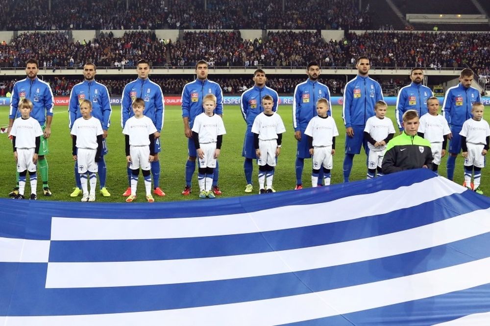 Άθλιο λάθος στον Εθνικό Ύμνο! (video)