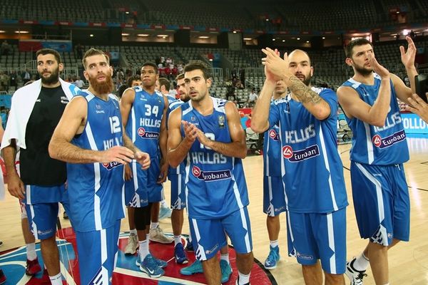 Ελλάδα: «Κλειδώνει» την πρωτιά