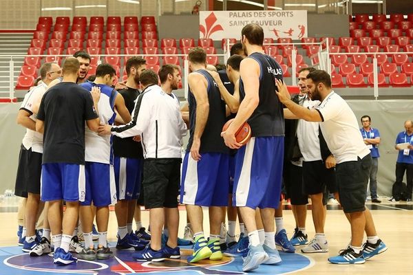 Γροθιά για την πρόκριση (photos)