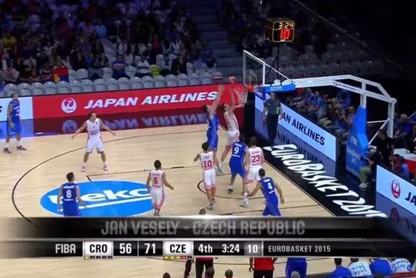 Ευρωμπάσκετ: Οι… μαγικές φάσεις των «16» (video)