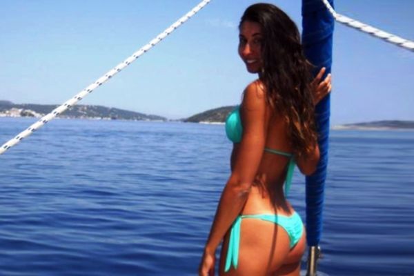 Η Ζωή Δημητράκου μόνο με την πετσέτα της! (photo)