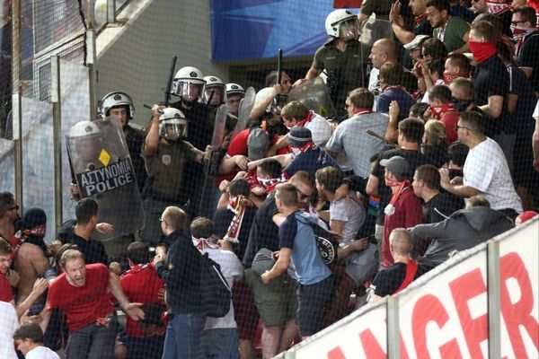 «Προκάλεσαν οι οπαδοί του Ολυμπιακού»!