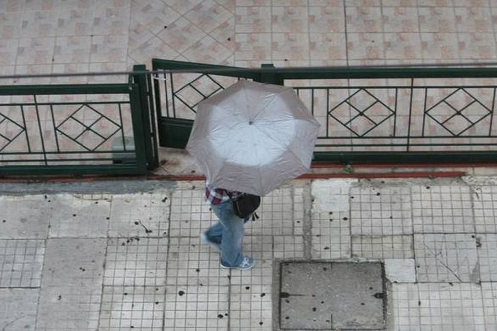Καιρός: Συνεχίζεται η κακοκαιρία την Τρίτη – Πού θα εκδηλωθούν καταιγίδες
