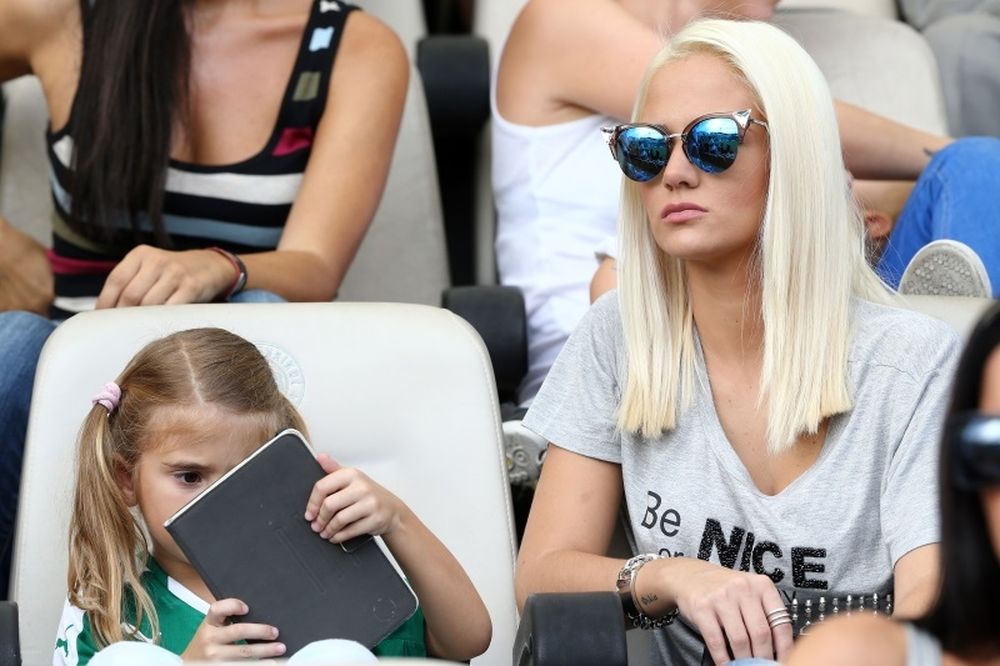 Έβαλε τα... ωραία της η Λεωφόρος! (photos)