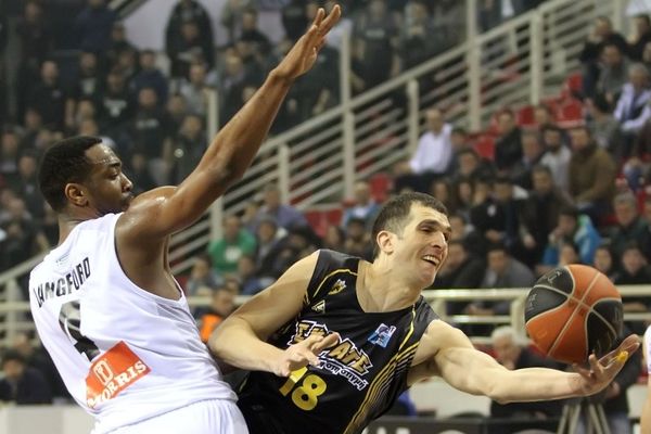Πρεμιέρα με ντέρμπι «δικεφάλων» στη Basket League