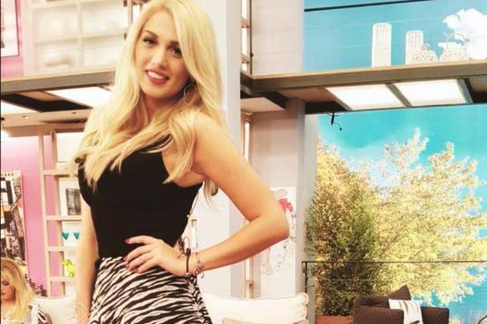 Πρεμιέρα «Σπίτι μου, σπιτάκι μου»: Το νέο πλατό, οι συνεργάτες και οι ατάκες με υπονοούμενα!