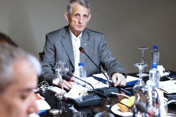 Οι Ενώσεις τρολάρουν τον Γκιρτζίκη!