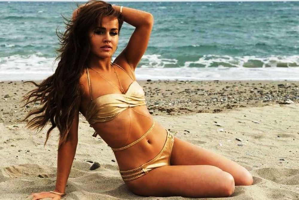 Η πιο καυτή γυναίκα του Esquire (photos)