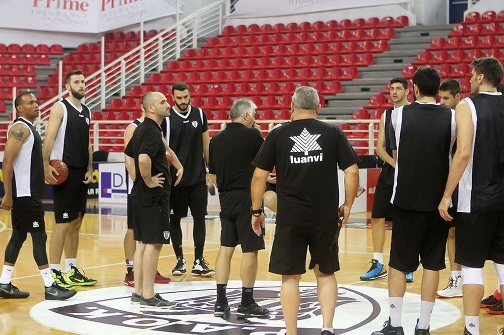 Ο ΠΑΟΚ των απουσιών που ελπίζει