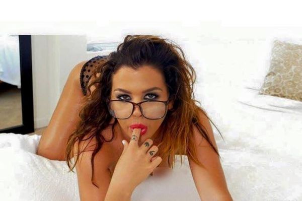 Τρελάθηκε η καθηγήτρια 