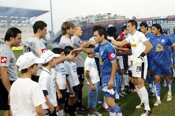 Μεγάλες έχθρες: Αιγάλεω vs Περιστέρι (videos)