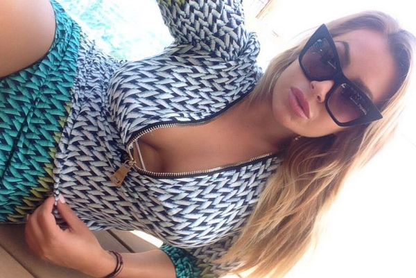 Καυτή selfie η Ρία Τσίγα (photo)