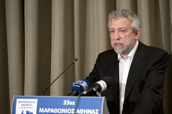 Ξέχασε ο κύριος Κοντονής ότι ο ίδιος ορίζει την ΕΕΑ;