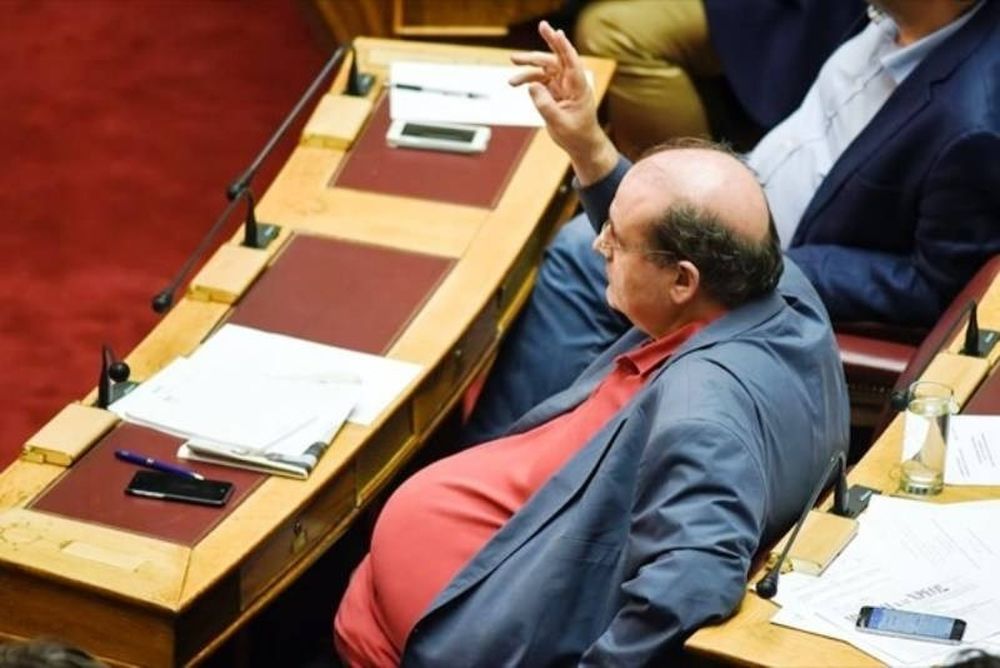 Πανικός στη βουλή με Φίλη! (videos)