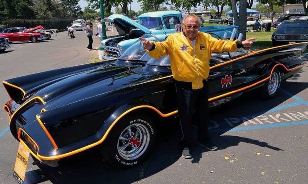 Πέθανε ο George Barris (photos)