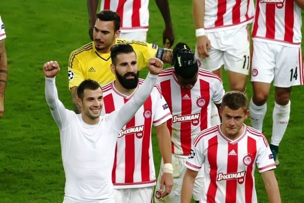 Για το… δέκατο ο Ολυμπιακός