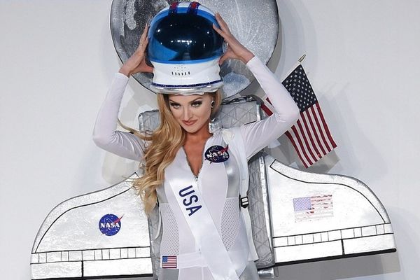Την είδαμε και μας…έστειλε στα αστέρια! (photos)