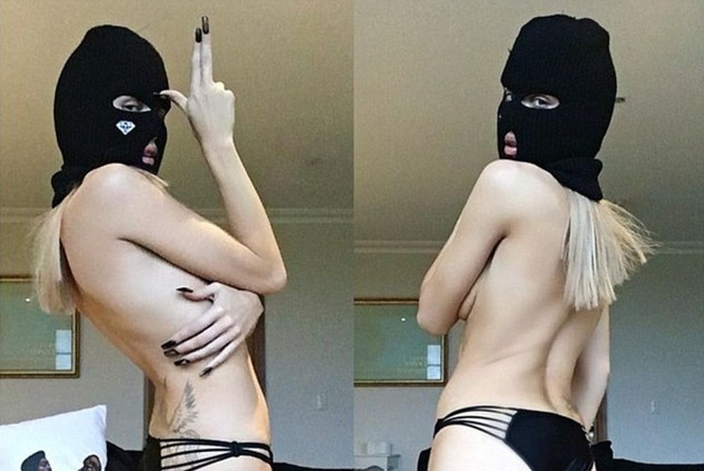 Σφαλιάρισέ μου τον πισινό!  (photo)