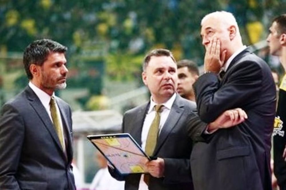 «Καρφώνει» Σάκοτα ο Κορωνιός (pic)