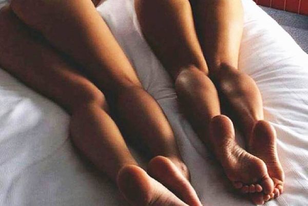 Ξάπλωσε μπρούμυτα διάσημη γυμνάστρια και μας... τελείωσε! (photos)