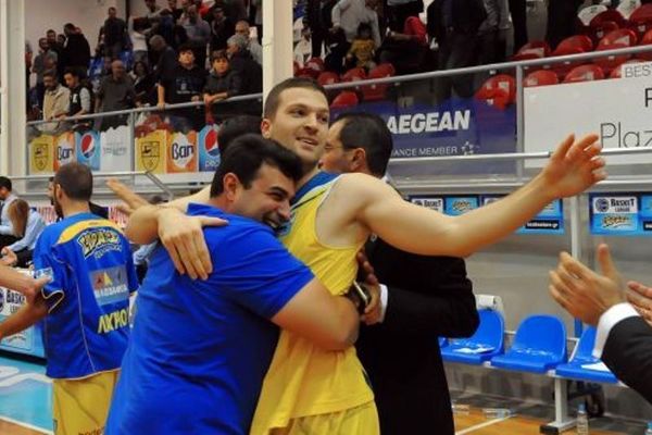 Αφιερωμένη στα παιδια με καρκίνο η νίκη του Λαυρίου