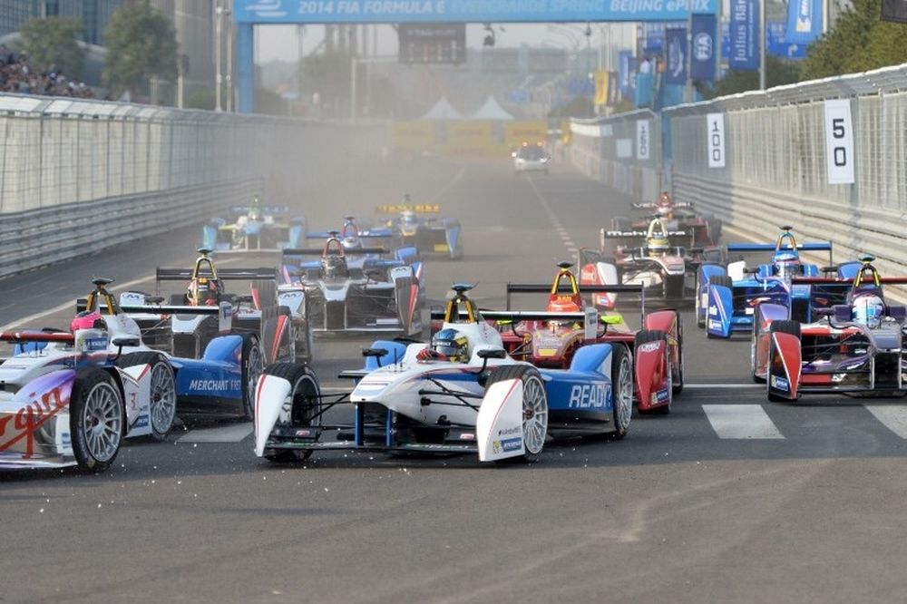 Η Formula E σχεδιάζει πρωτάθλημα χωρίς οδηγούς