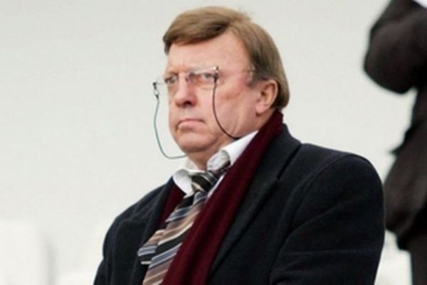 ΣΥΓΚΙΝΗΤΙΚΟ: Ο Γκέραρντ βλέπει ακόμα ΟΦΗ! (photo)