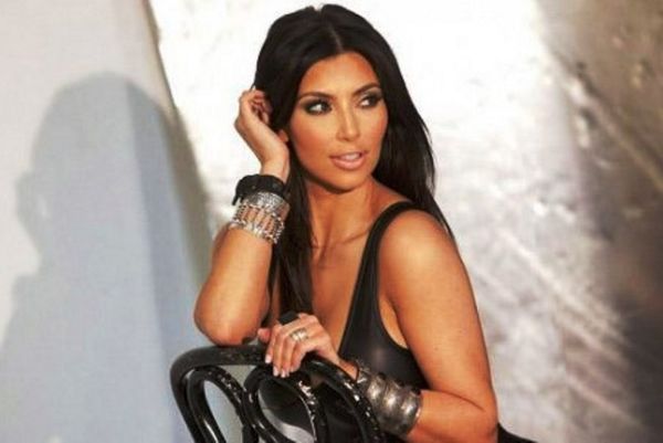 Τα… έγλειψε όλα η Καρντάσιαν (photos)