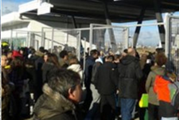 «Χαμός» στην πρώτη του Ζιντάν! (photos+videos)