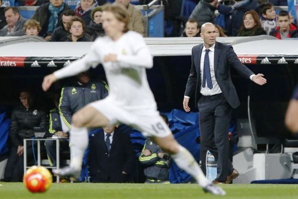 Πεντάρα στην «πρώτη» του Ζιντάν! 