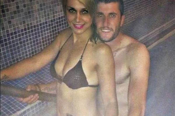 Η σύζυγος του Ταραλίδη κάνει τρέλες στο Μαϊάμι! (photos)