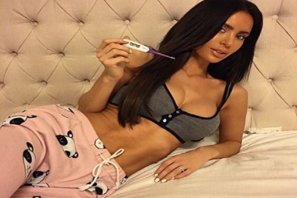 Δεν έχετε δει πιο σέξι milf από αυτή! (photos)