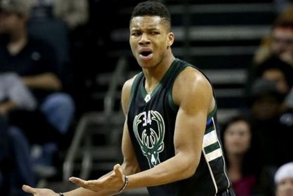 NBA: Μάγεψε και πάλι ο Γιάννης με νέο double – double (videos)