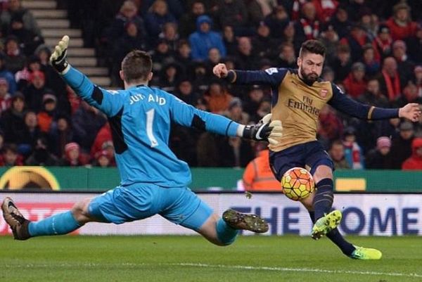 Χαμός στην κορυφή της Πρέμιερ Λιγκ!