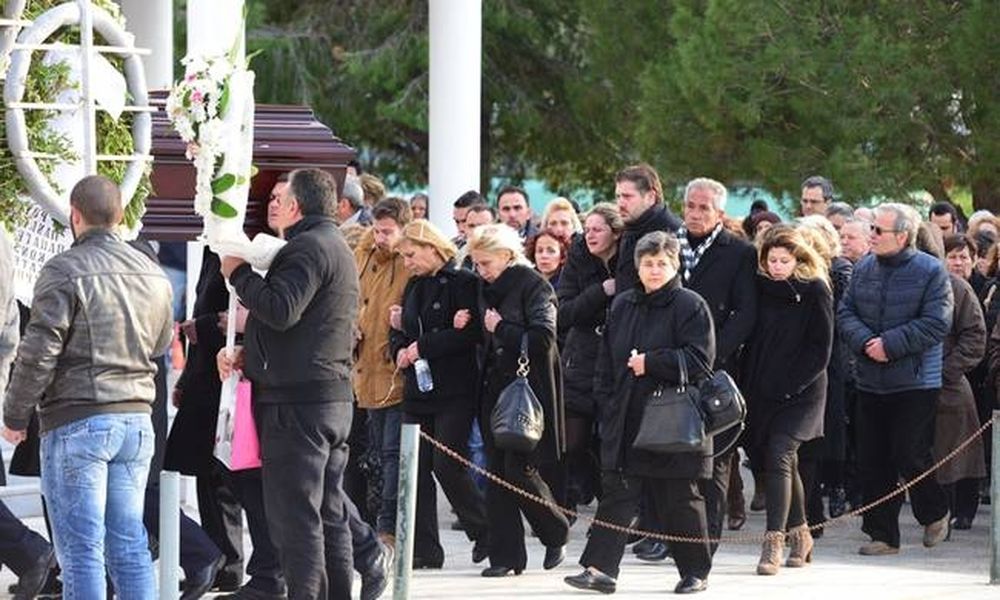 Θλίψη, οργή και θρήνος στο τελευταίο αντίο της Ανθής Λινάρδου
