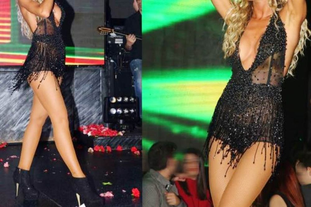 Κόλαση στην πίστα Ελληνίδα τραγουδίστρια! (photos)