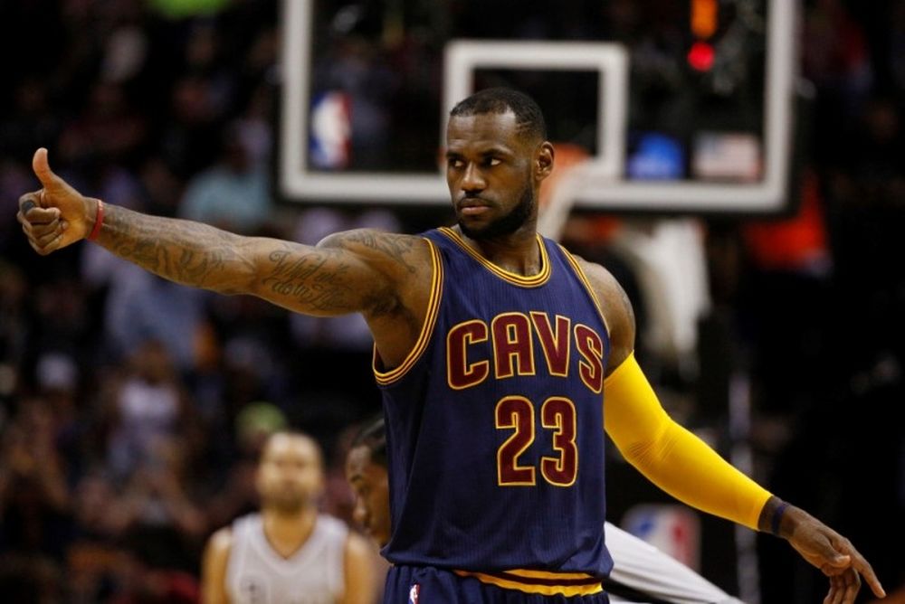 NBA: Ρολάρουν οι Cavs (videos)