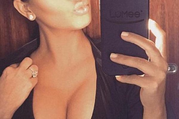 Δήλωση που μας τρέλανε: «Μισώ το τεράστιο στήθος μου» (photos)