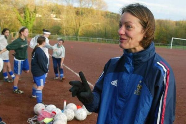 Αίσχος: Σεξιστική επίθεση σε γυναίκα προπονητή στη Γαλλία! (video)